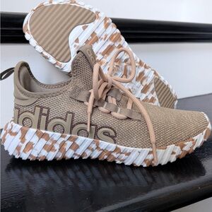 Adidas KAPTIR 3.0 Magic Beige/ Blanche BRAND NEW - NEVER WORN